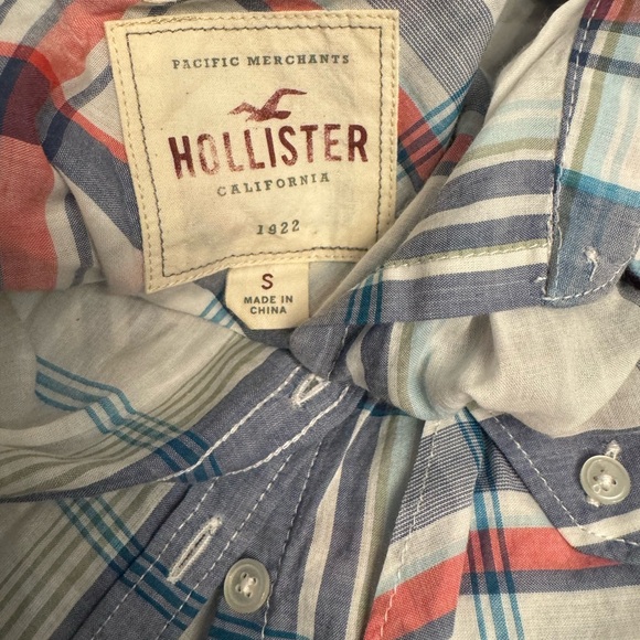 Hollister women’s sheer Multicolor Plaid Shirt - Picture 4 of 5